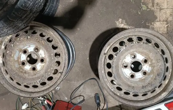 Volkswagen Transporter - Caravelle T5 R16 steel rim 7H0601027