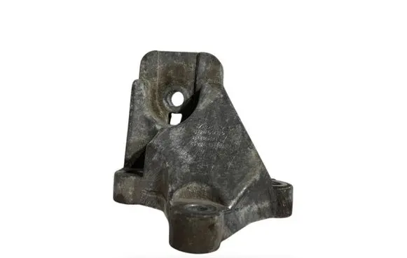Volvo XC70 Engine mounting bracket 8649262