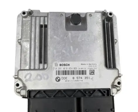 BMW 1 E81 E87 Engine control unit/module 8574351