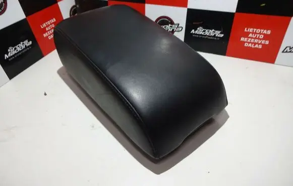Infiniti G35 Armrest