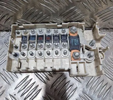 BMW 5 E39 Fuse box set 61138370638 1757500000