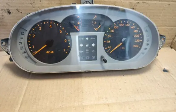 Renault Scenic RX Speedometer (instrument cluster) P8200163778 216677685 NS04882463