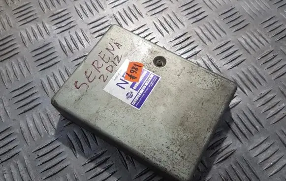 Nissan Serena Engine control unit/module 237101C501 A93-C77Y22