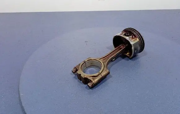 Ford Mondeo MK IV Piston 83L53
