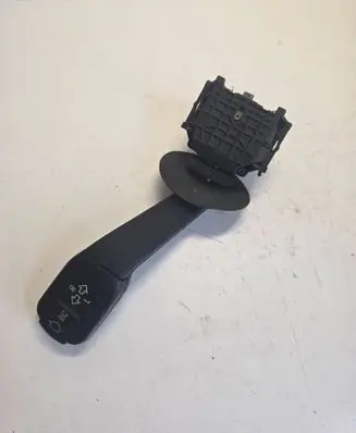 BMW 5 E39 Indicator stalk 8352172