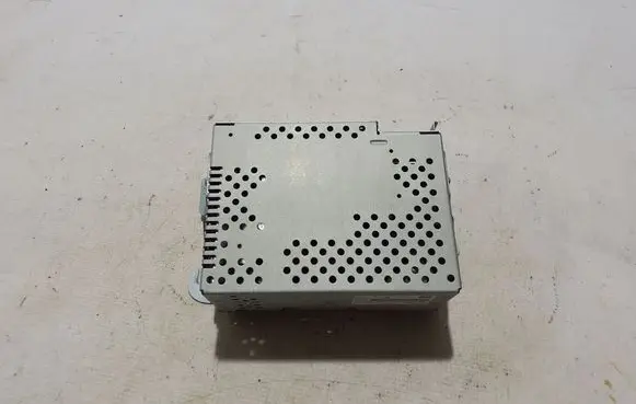 Radio/CD/DVD/GPS head unit