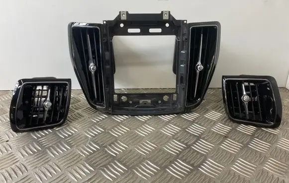 Volvo XC60 Dash center air vent grill 31417738 31417692