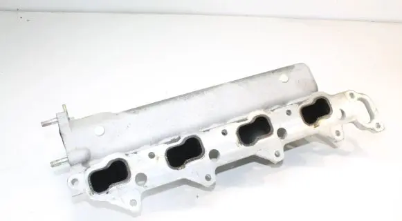 Mazda CX-7 Intake manifold R2AA