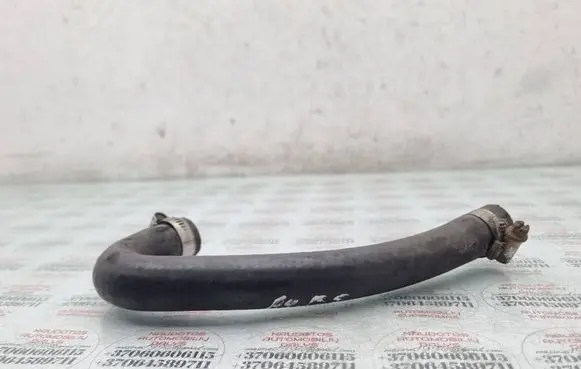 Audi A4 S4 B5 8D Engine coolant pipe/hose 