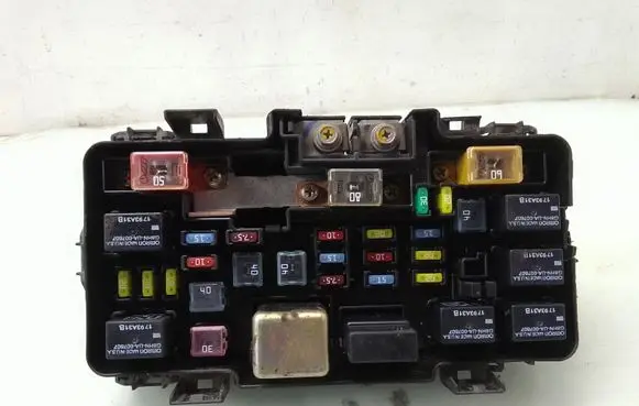 Honda Civic Fuse module 
