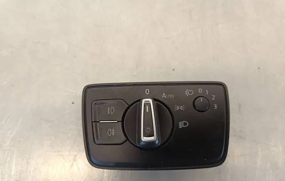 Volkswagen PASSAT B8 Light switch 3G0941633 1202170300 271780