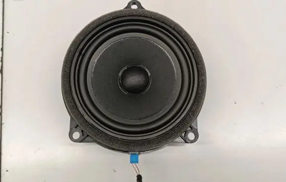 BMW 2 F44 Front door speaker 8715685
