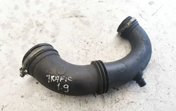 Renault Trafic II (X83) Intercooler hose/pipe