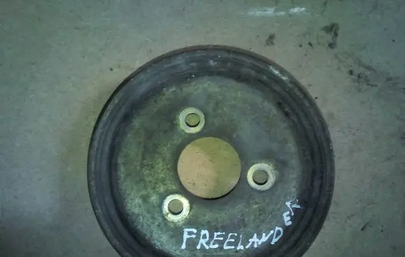 Land Rover Freelander Power steering pump pulley PQR10020