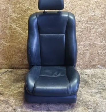 Toyota Avensis T250 Front passenger seat 