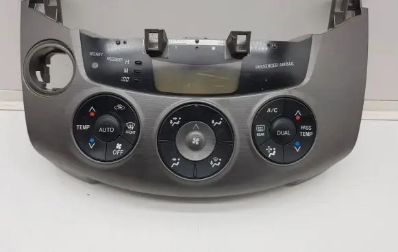 Toyota RAV 4 (XA30) Climate control unit 5590042361 5559442060