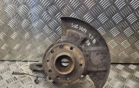 Opel Signum Front wheel hub 6698L