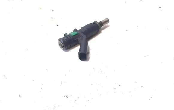 Mercedes-Benz C W204 Fuel injector A272078