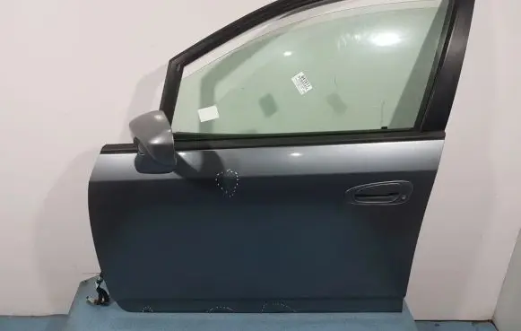 Honda Stream Front door NH674P