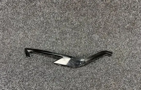 Volvo XC60 Front bumper lower grill 32227912