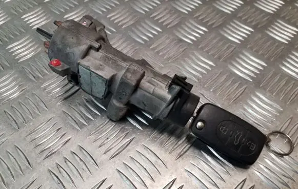 Audi A4 S4 B6 8E 8H Ignition lock 4B0905851B