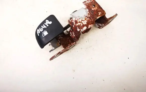 KIA Carens I Fuel tank opening switch 