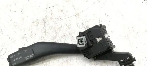 Volkswagen Golf V Indicator stalk 1K0953513A