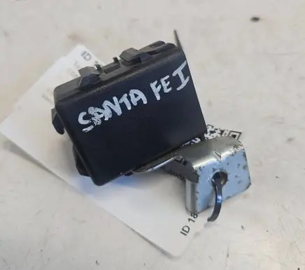Hyundai Santa Fe Oil pressure relay 9477027930