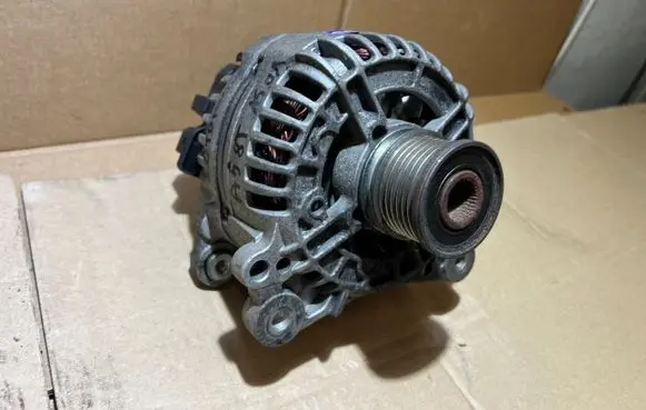 Audi A5 8T 8F Generator/alternator