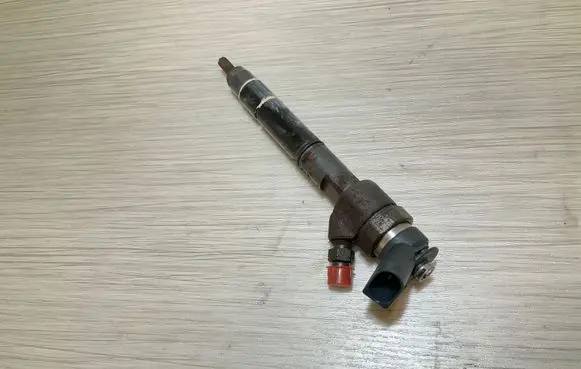 Mercedes-Benz B W245 Fuel injector 0445110167 59217