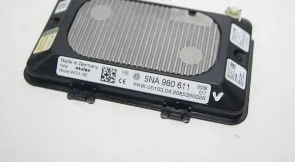 Volkswagen Golf VIII Wireless charging module 5NA980611
