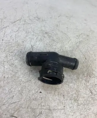 Volkswagen PASSAT B6 Engine coolant pipe/hose 1K0122291B