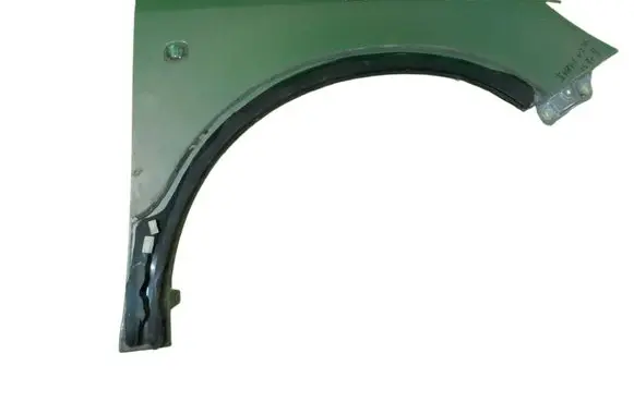 Skoda Fabia Mk2 (5J) Fender PRZOD PRAWY