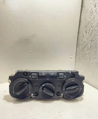 Volkswagen PASSAT B6 Climate control unit 3C2820045A 5HB00932827