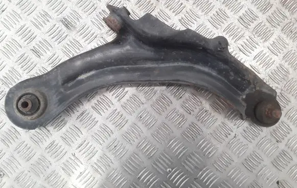 Renault Megane II Front lower control arm/wishbone 8200041945 8200242025
