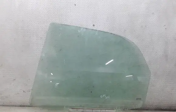 Suzuki SX4 Rear door window glass