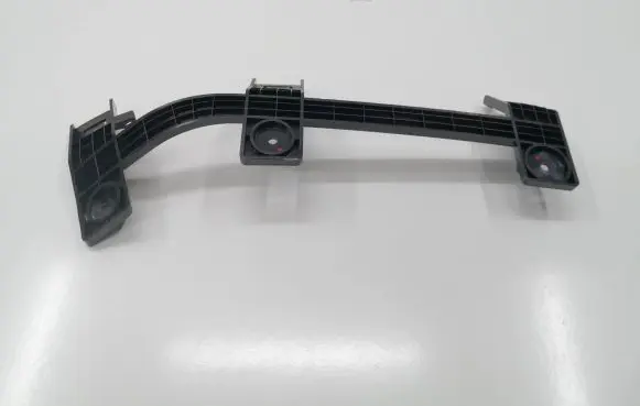 Headlight/headlamp mounting bracket