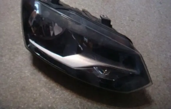Volkswagen Polo V 6R Headlight/headlamp