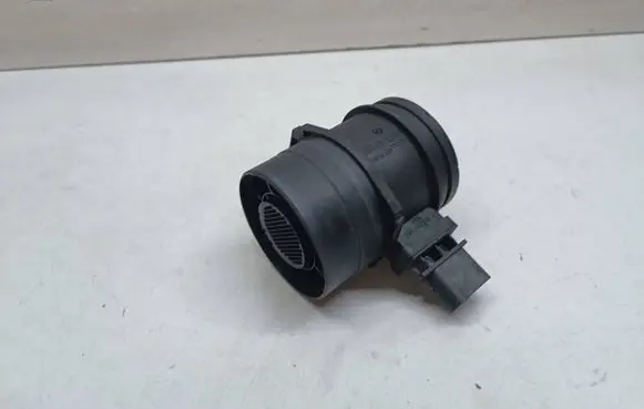 BMW 3 E92 E93 Mass air flow meter 7788743