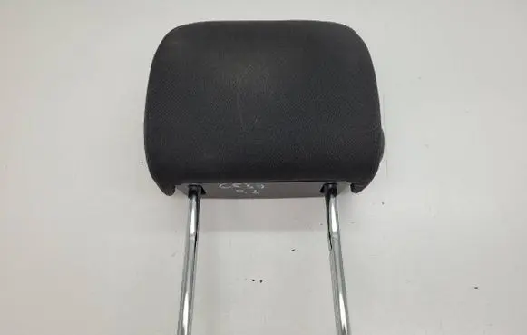 Volkswagen PASSAT CC Front seat headrest