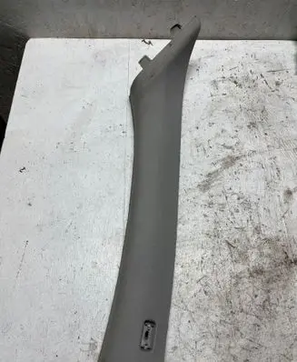 BMW 3 E90 E91 (A) pillar trim 7058332 52107010