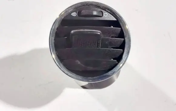 Dash center air vent grill