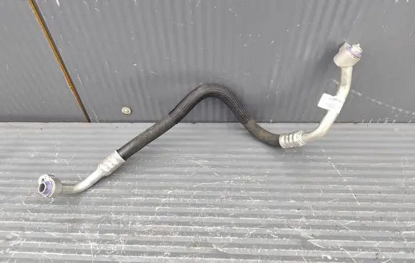 Mercedes-Benz GLA H247 Air conditioning (A/C) pipe/hose A1778305601