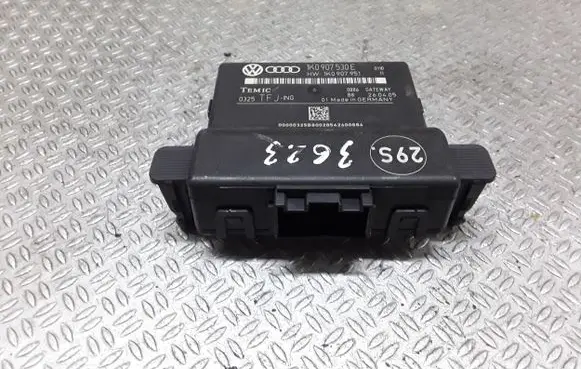 Volkswagen Golf Plus Gateway control module 1K0907530E