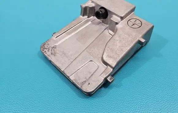 Windshield/windscreen camera