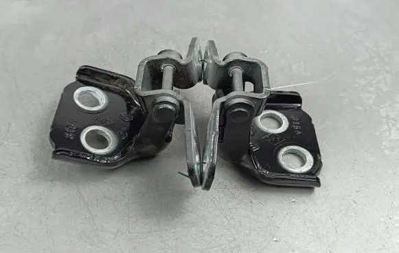 Renault Arkana Rear door hinge set 315A