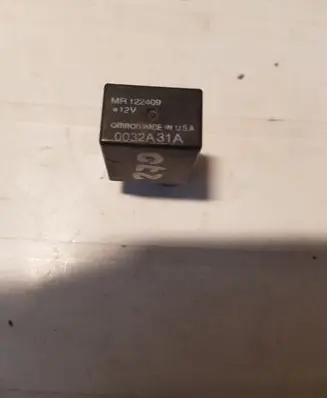 Mitsubishi Galant Other relay MR122409 0032A31A