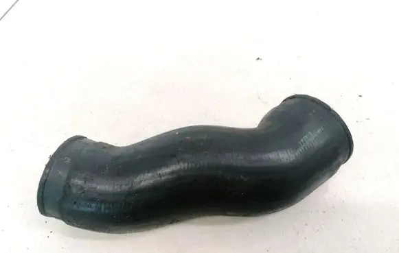 BMW 5 E39 Intercooler hose/pipe 11612249669d 11.61-2249669-d
