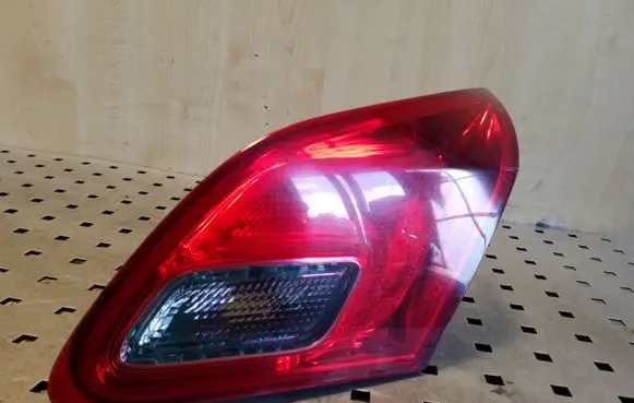 Opel Astra J Tailgate rear/tail lights