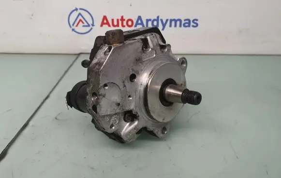 BMW 3 E46 Fuel injection high pressure pump 8511824 13518511824 0445010045